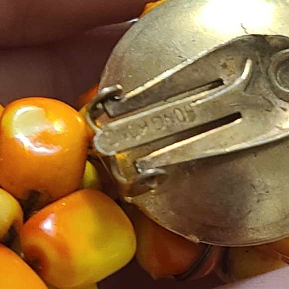 Vintage Lot of 5 Clip on Earrings - Picture 12 of 16